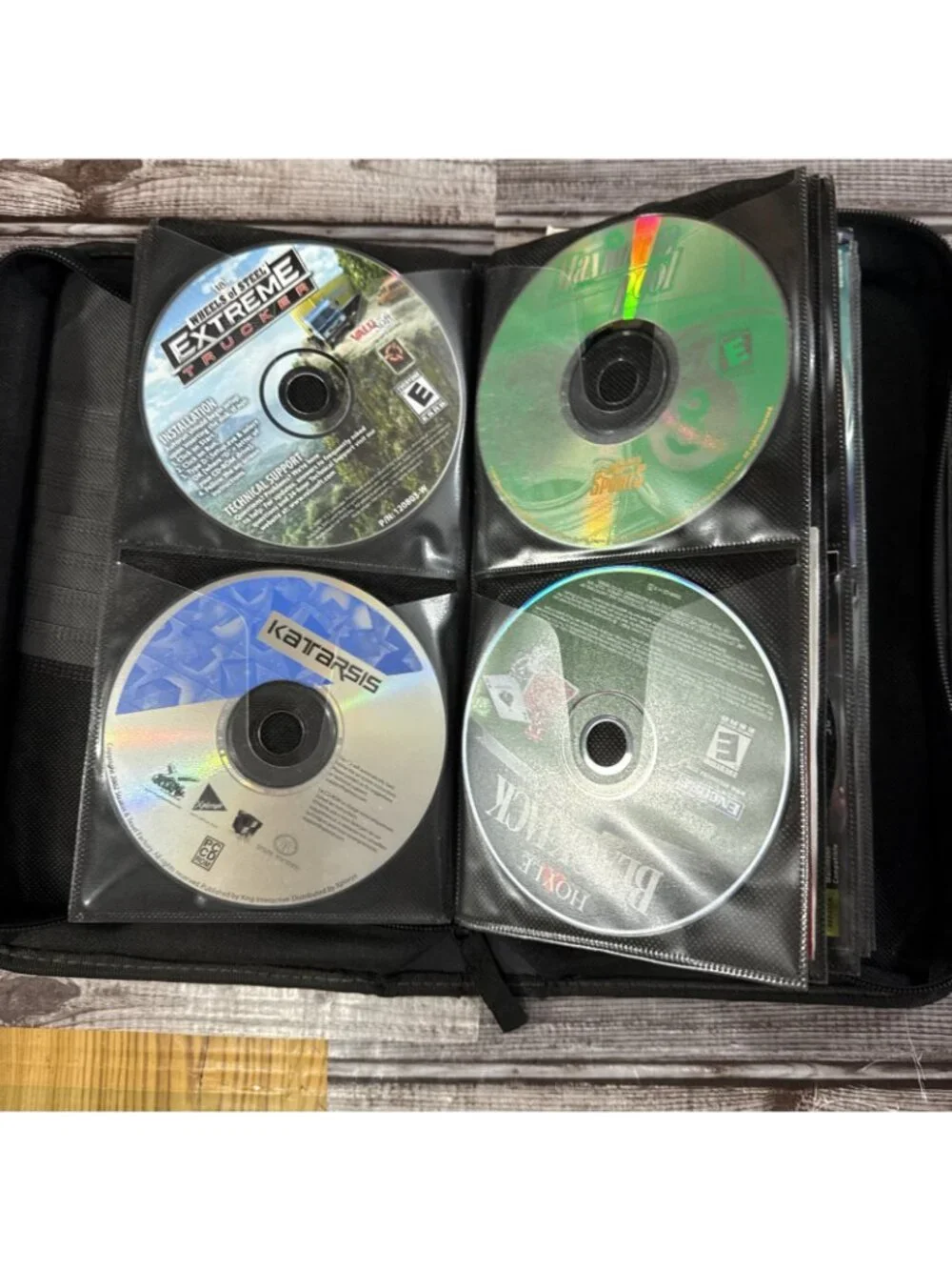 lot of pc computer games And More cd rom 64 Disks